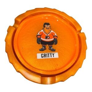 NORE’S NOVELTIES HANDCRAFTED SPORTS TEAM ASHTRAY & COASTER BUNDLE “PHILFLY GRIT”